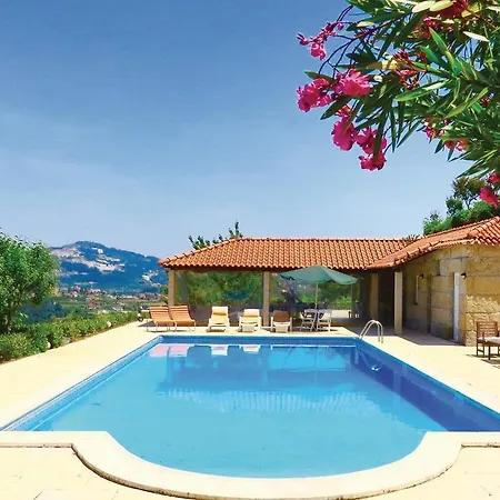 Casa de Férias One-bedroom Holiday P-4550-360 With A Fireplace 04 *